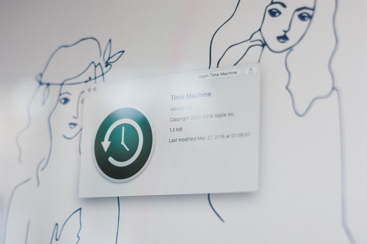 How to Back Up Your Computer and Never Lose Your Files Ever Again by Conscious by Chloé