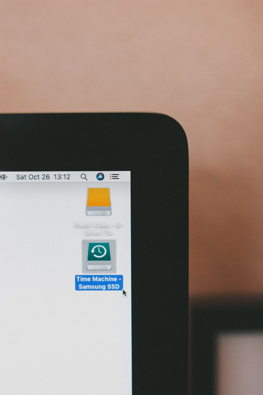 How to Back Up Your Computer and Never Lose Your Files Ever Again by Conscious by Chloé